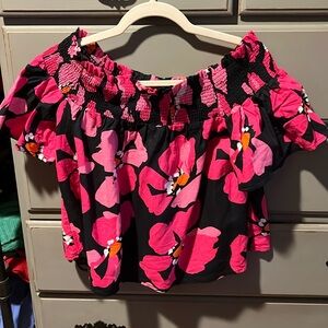 Who what wear off the shoulder